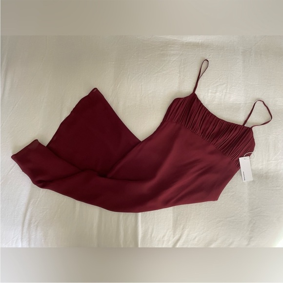 NWT Reformation Arie Midi dress plum burgundy red color with ruched square neck - Picture 9 of 9